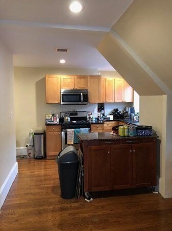 404 Centre St unit 3, Jamaica Plain, MA 02130 - photo 4