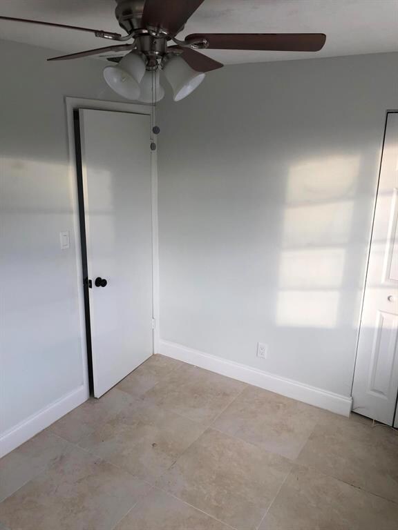 910 39th Ct, West Palm Beach, FL 33407 - photo 7