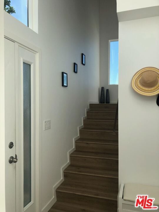 665 W Palm Ave, El Segundo, CA 90245 - photo 2