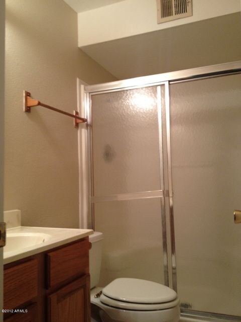 Rent Ready 8-1-12 033 bath1