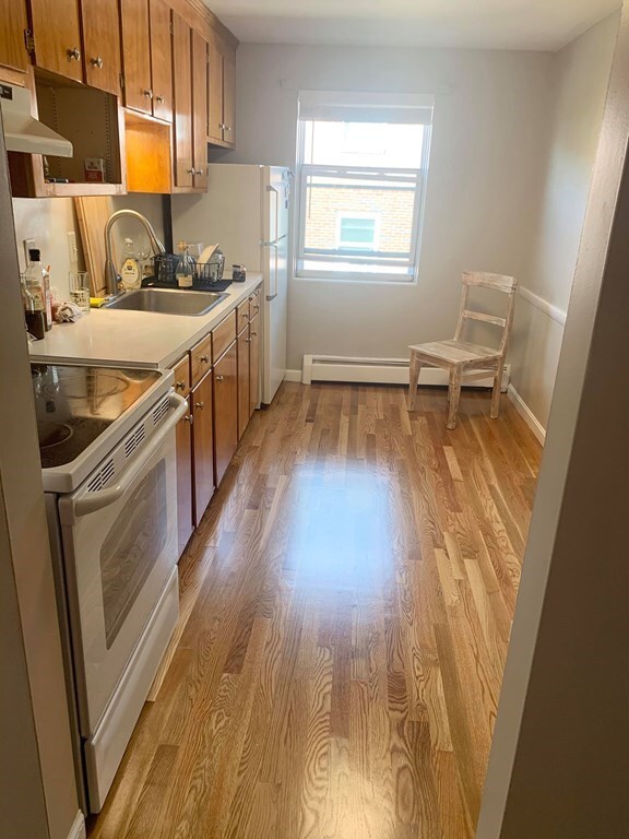 33 Montvale Ave unit 10, Woburn, MA 01801 - photo 3