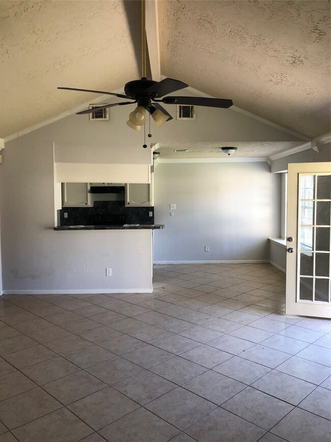 10339 Jillana Kaye Dr, Houston, TX 77086 - photo 3