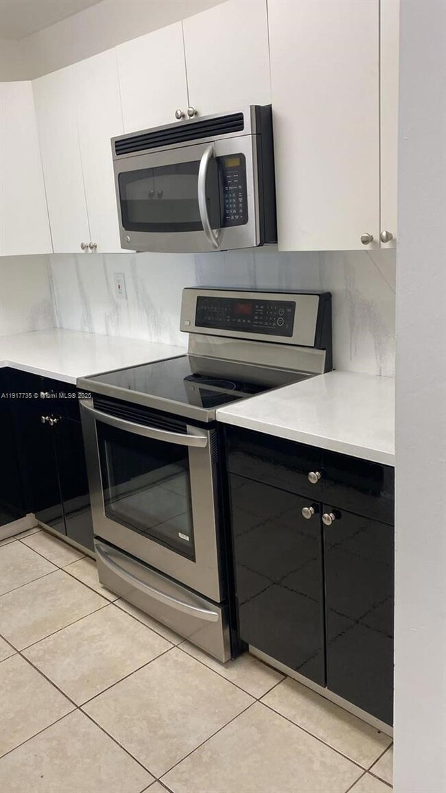 6930 Miami Gardens Dr unit 1-410, Hialeah, FL 33015 - photo 5