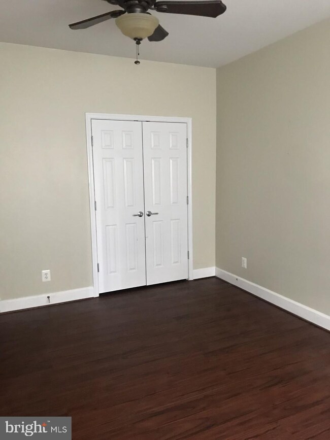 14833 Potomac Branch Dr unit 249A, Woodbridge, VA 22191 - photo 2