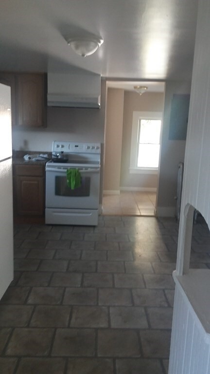 1244 Main St, Holyoke, MA 01040 - photo 5