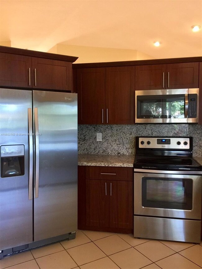 14151 Richwood Place, Davie, FL 33325 - photo 3