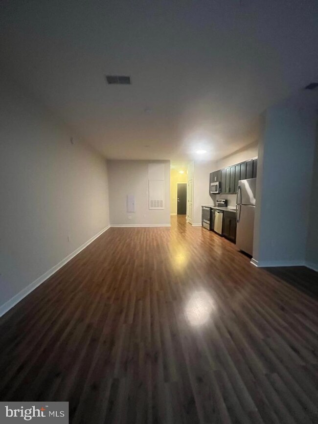 401 Race St unit D, Philadelphia, PA 19106 - photo 5