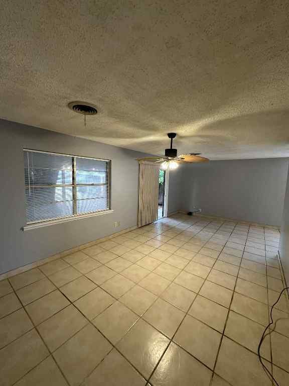 2206 N Beaver St, Guymon, OK 73942 - photo 3