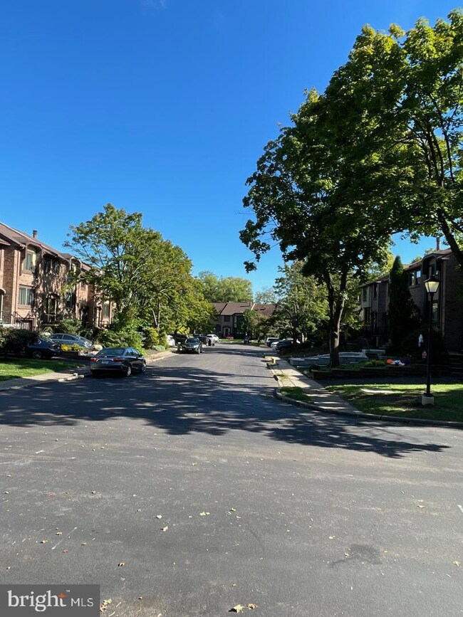 2194 E Village Rd, Southampton, PA 18966 - photo 2