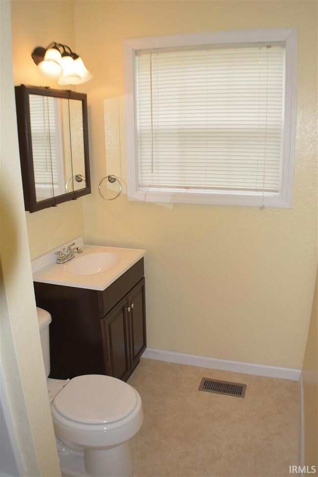 1100 Moccasin Trail, Kokomo, IN 46902 - photo 6