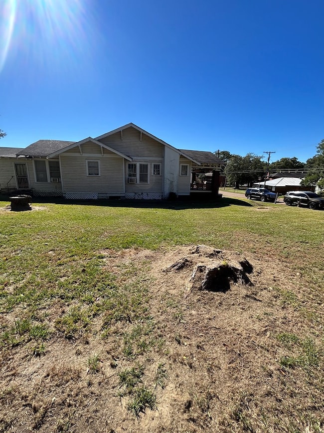617 Edgar St, McComb, MS 39648 - photo 3