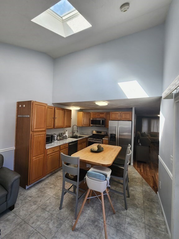 30 Nutmeg Dr, Worcester, MA 01603 - photo 4