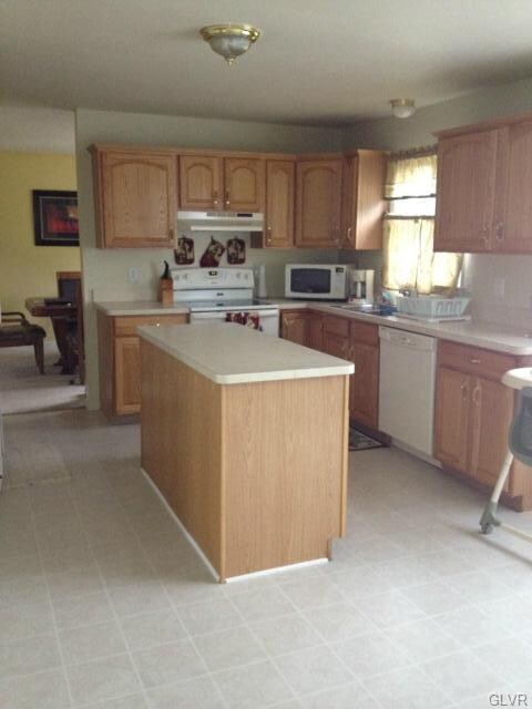 1836 Weilers Rd, Alburtis, PA 18011 - photo 7