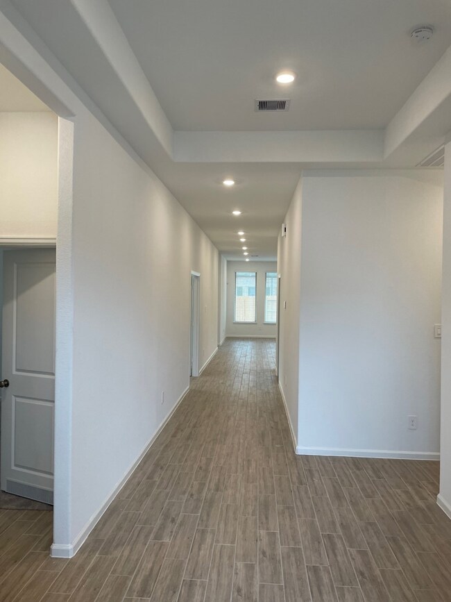 17882 Mcclary Dr, Plano, TX 75093 - photo 2