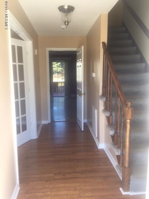 211 Columbia Dr, Jacksonville, NC 28546 - photo 4