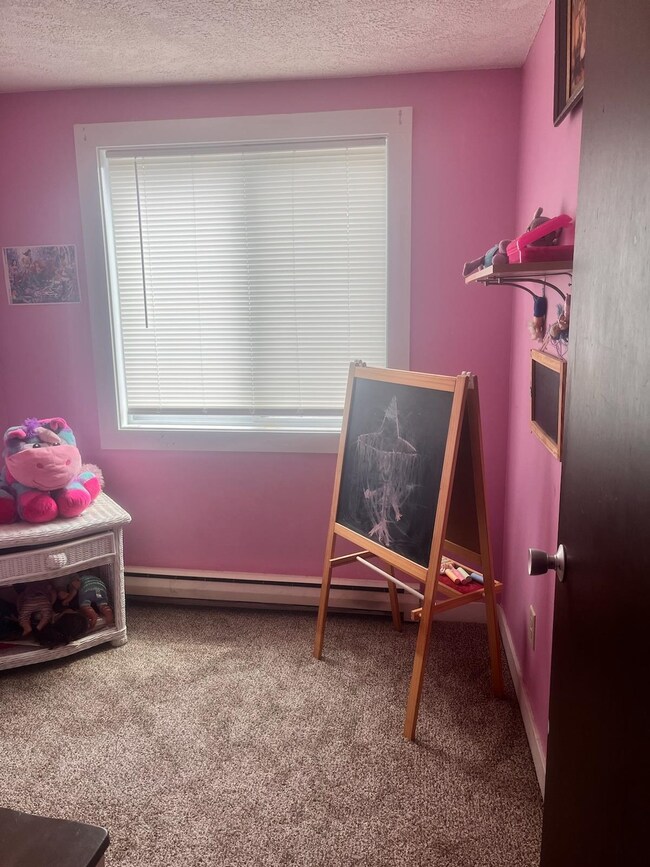 37 Eastside Ln unit 2, Francestown, NH 03043 - photo 5