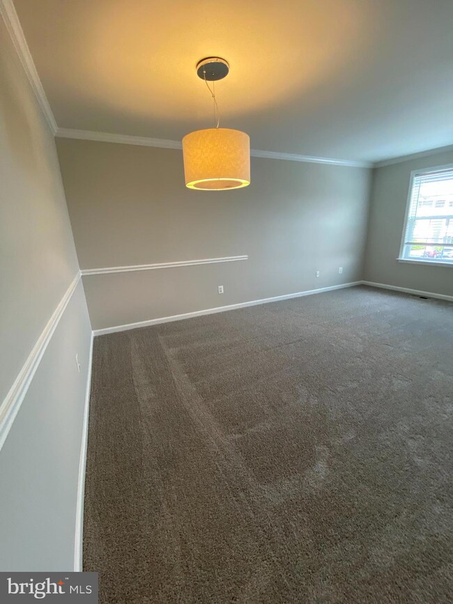 3067 Chinkapin Oak Ln unit 346, Woodbridge, VA 22191 - photo 7