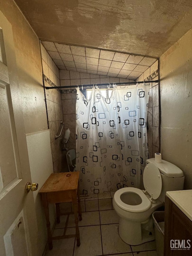 1212 S F St, Bakersfield, CA 93304 - photo 7