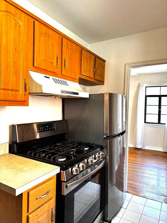 79 Sutherland Rd unit 3, Brighton, MA 02135 - photo 2