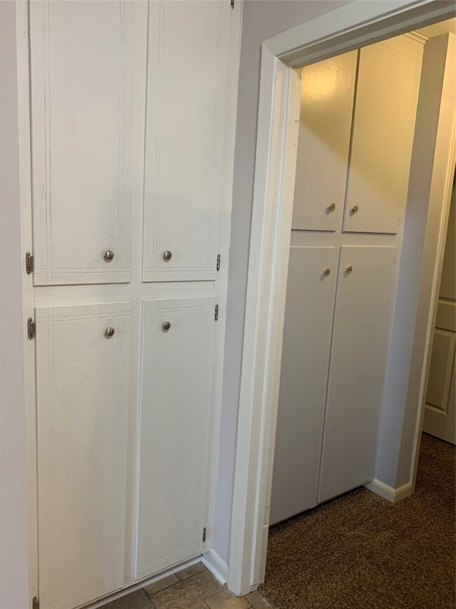 10222 Southport Dr, Houston, TX 77089 - photo 5