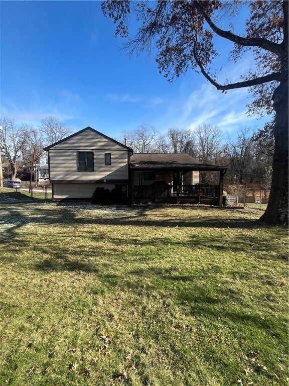 2504 Easler St, McKeesport, PA 15132 - photo 3