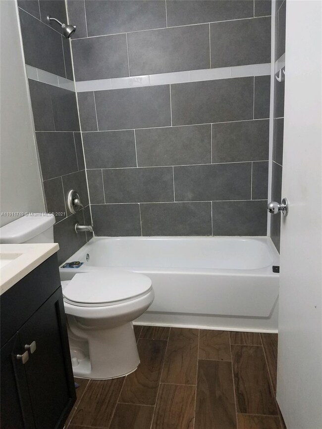 15390 SW 76th Terrace unit 202, Miami, FL 33193 - photo 4