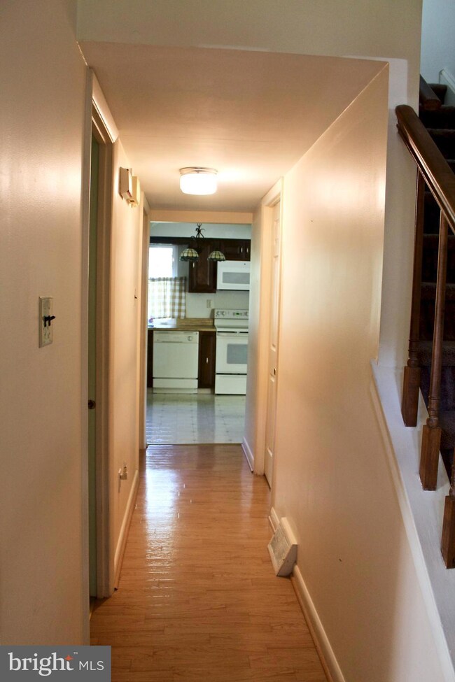 1615 Windsor Ct unit 1615, Lansdale, PA 19446 - photo 5