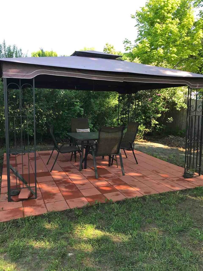 8 Harding St, Rochester, NH 03867 - photo 7