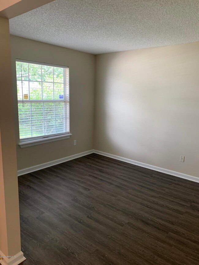 5370 Tessa Terrace, Jacksonville, FL 32244 - photo 4