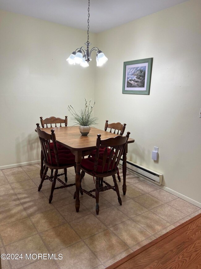 Eat-In Kitchen
