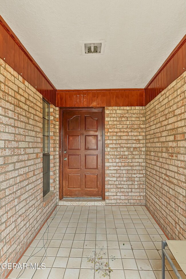 11273 Ivanhoe-4