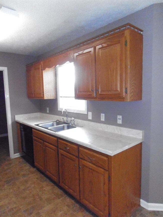 111 Ritch View Dr, Shelbyville, TN 37160 - photo 7