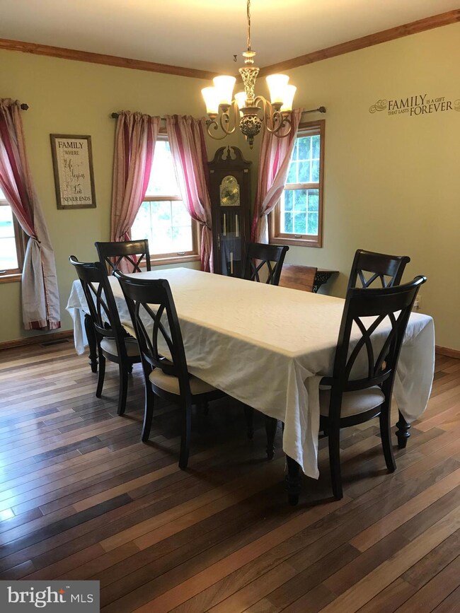 115 Fairfield Dr, Barto, PA 19504 - photo 6