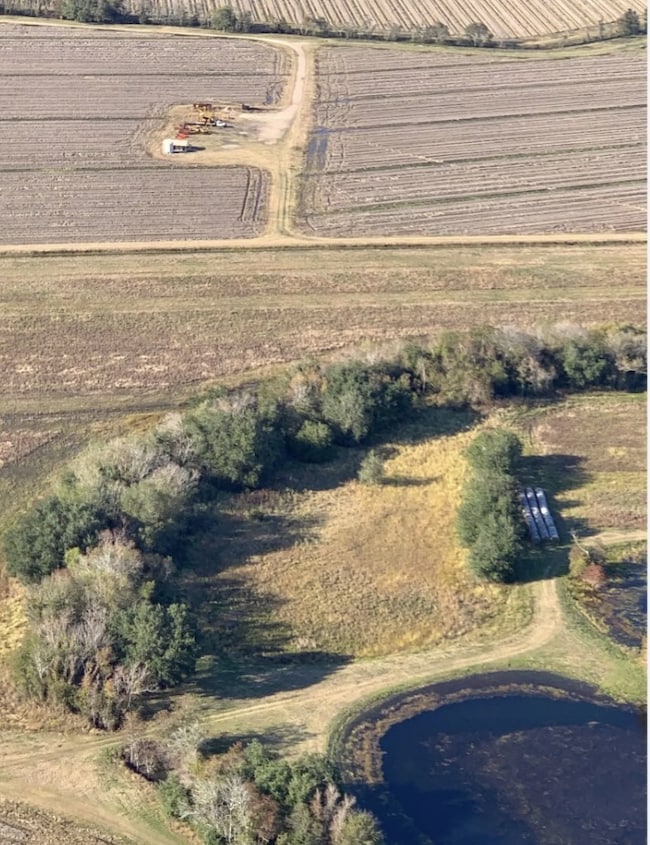 35 Highway 35 Off, Danbury, TX 77534 - photo 6