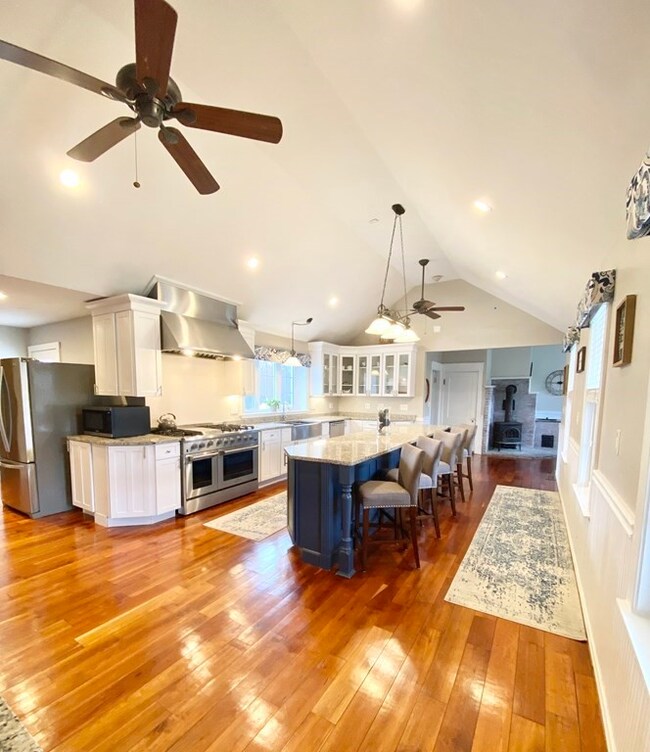 69 Oregon Ave, Rockland, MA 02370 - photo 2