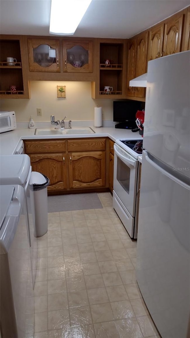 Kitchen with new Frig, new washer & dryer