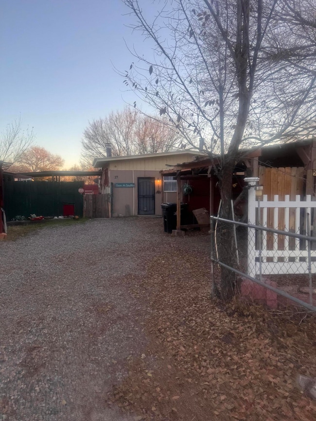 27 El Cid Loop, Los Lunas, NM 87031 - photo 4