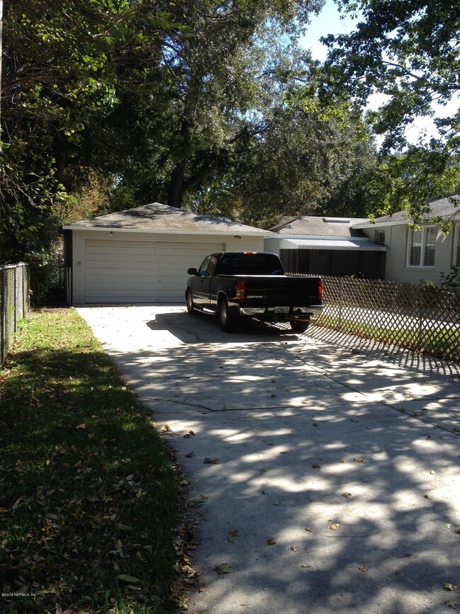 5071 Kingsbury St, Jacksonville, FL 32205 - photo 2