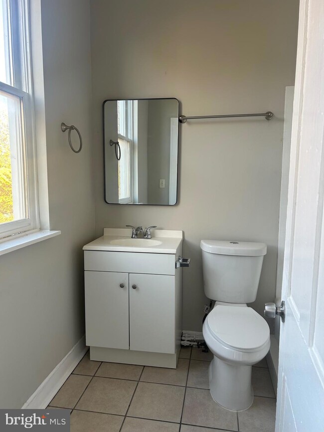 1413 W Baltimore St unit 6, Baltimore, MD 21223 - photo 4