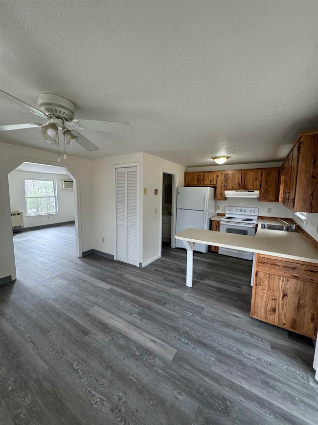 18 Juniper Rd unit R, Derry, NH 03038 - photo 2