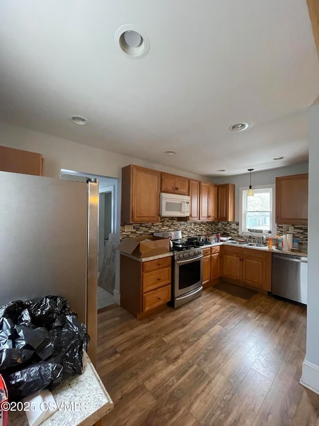 613 Elm St, Berwick, PA 18603 - photo 5