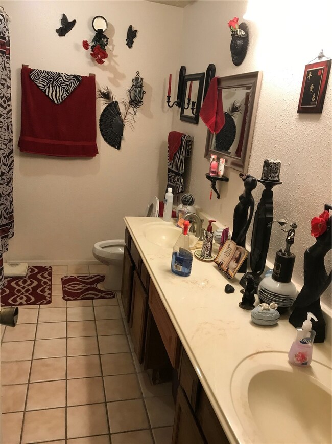 11020 Longtom Ct, Houston, TX 77086 - photo 3