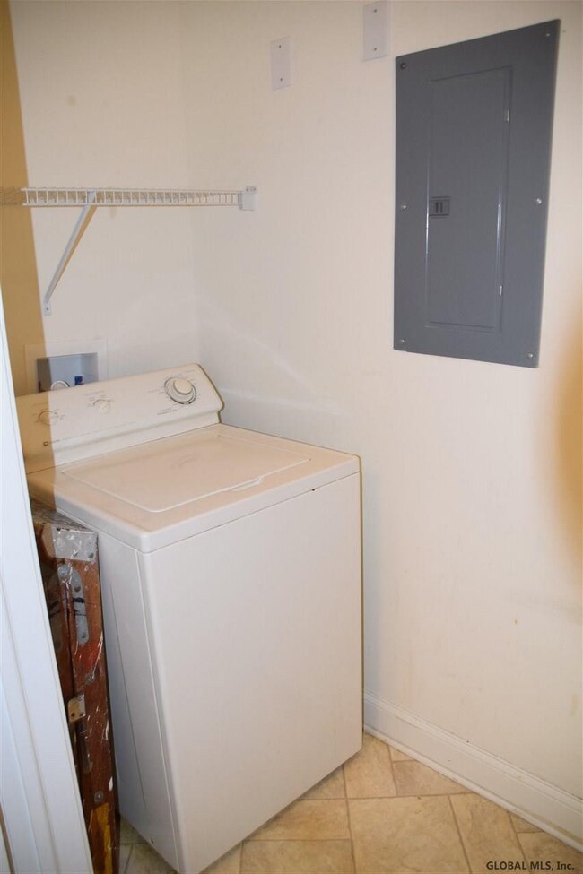 203 N Ridge Estate, Troy, NY 12182 - photo 7