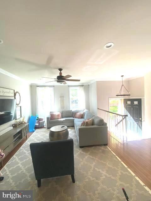 7721 Gromwell Ct, Springfield, VA 22152 - photo 7