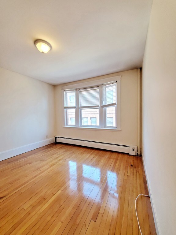 47 Inman St unit 33, Cambridge, MA 02139 - photo 4