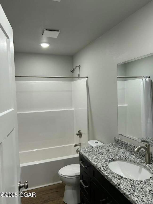 1319 W Broadway St, Webb City, MO 64870 - photo 6