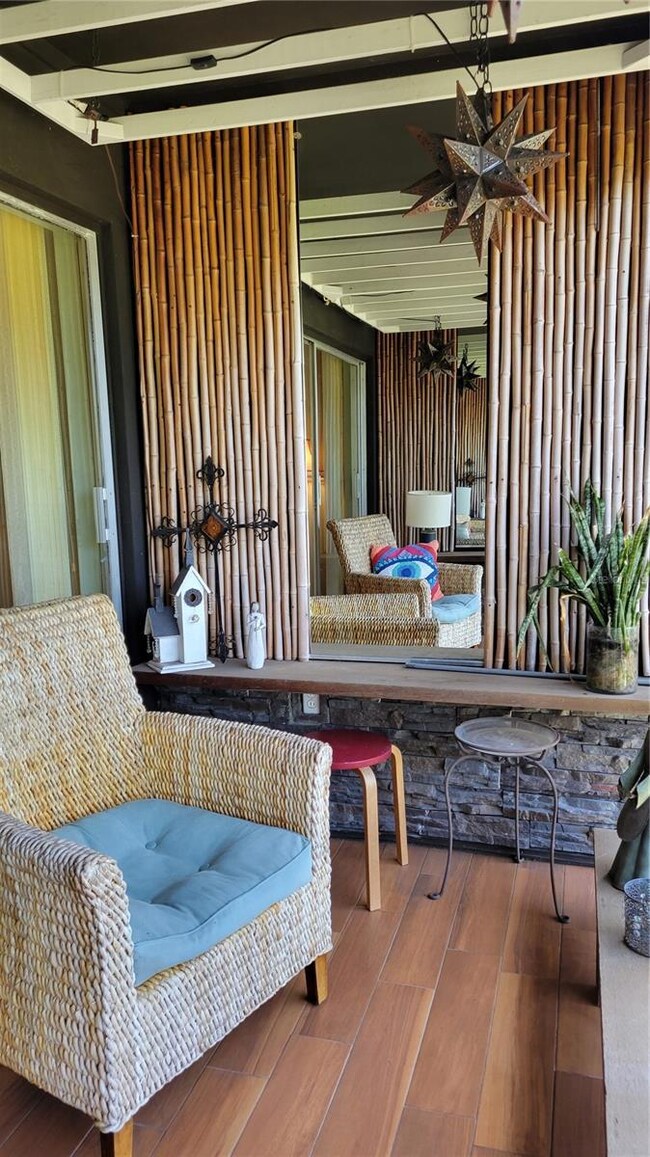 Park Lane Condominiums unit B17, Sarasota, FL 34237 - photo 4