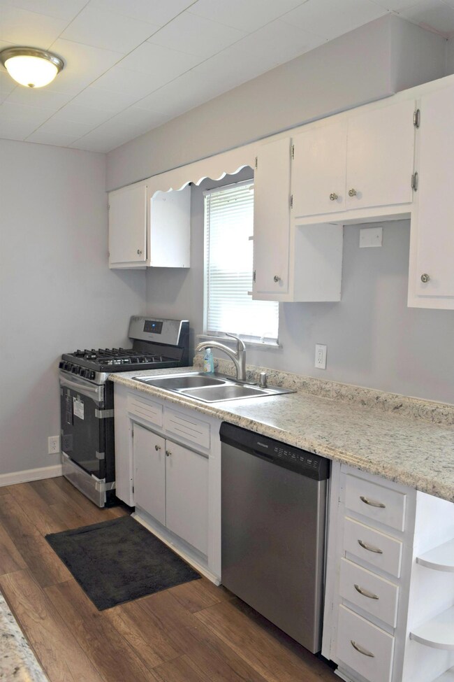 257 N Kellner Rd, Columbus, OH 43209 - photo 6