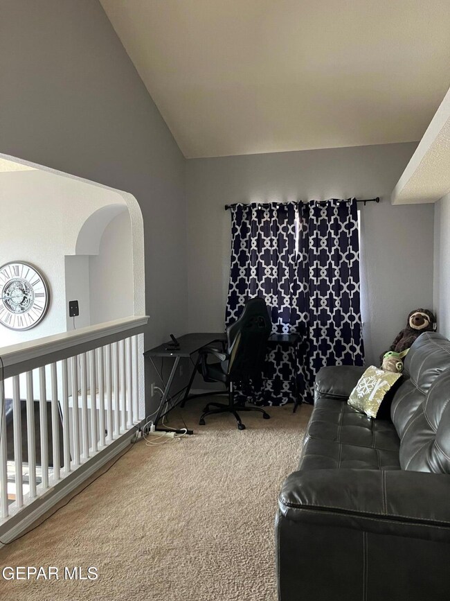 14213 Desert Cloud Dr, Horizon City, TX 79928 - photo 5