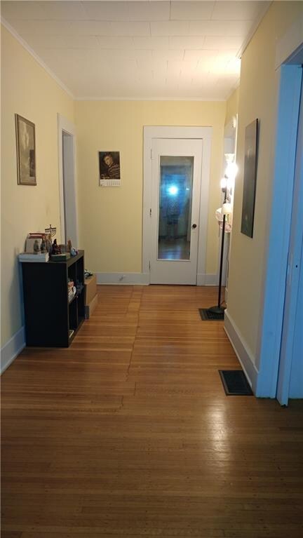 View down the hallway from the front entrance. Mir